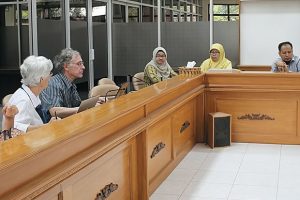 Read more about the article Kunjungan Dr Berth Golstein dari University of Kentucky sebagai advisor USAID HELM