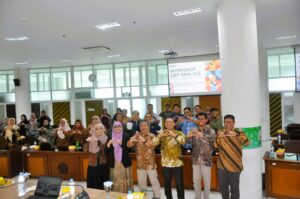 Read more about the article Workshop Persiapan Akreditasi AACSB untuk Fakultas Ekonomi dan Bisnis