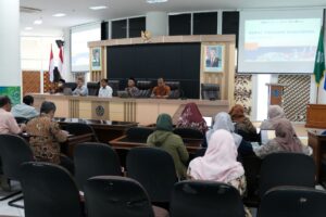 Read more about the article UMS Gelar Rapat Tinjauan Manajemen Tingkat Universitas